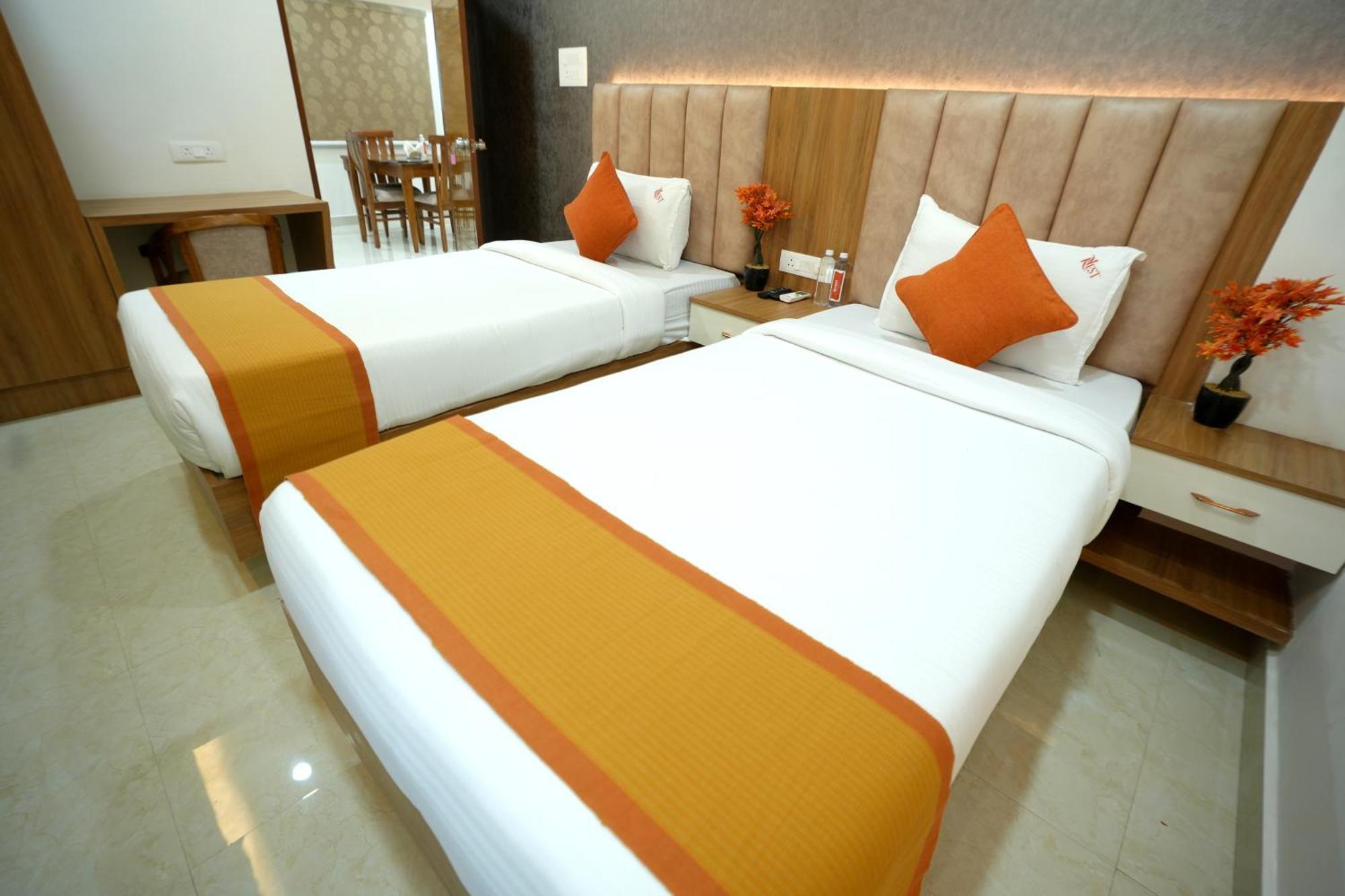 Viola Suites Хидерабад Екстериор снимка
